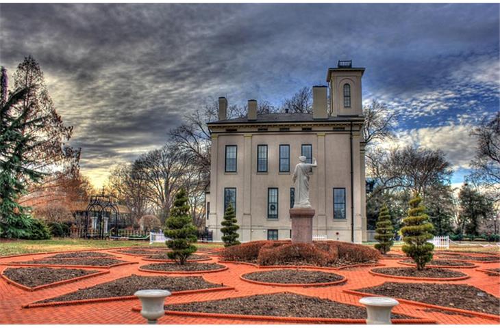 colonial market west chester